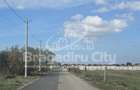 Teren intre case contoare gaz si curent instalate - 7