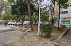 Apartament 2 camere, parter inalt, semidecomandat, Piata Tomis 2