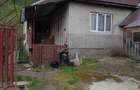 Se vinde casa, situata intr-o zona linistita, ideala pentru locuit si relaxare. - 8