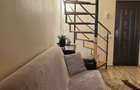 Apartament 4 camere, cu scara interioara pe 2 nivele