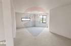 Casa / Vila cu 4 camere de vanzare