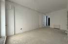 Centrul Capitalei, apartament cu 2 bai, etaj superior ! - 12