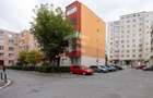 TRIAJ - Coresi | 3 camere +2 bai | 70 mp utili NERENOVAT | decomandat
