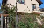 Casă individuală cu 4 camere cu Teren 300 Mp în Central - 1