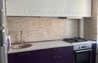 Vand Apartament Renovat, 3 camere -Etaj intermediar, Decomandat, 68 mp, cu acces la 100 mp spatiu depozitare, Zona rara - 5
