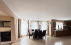 Casa cu 5 camere I Curte 920 mp I Tocile