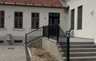 Inchiriez imobil situat central zona 0 langa Teatrul T.Grozavescu,str Eminescu nr 4