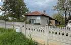 Casa de vanzare ,90 mp constructie ,teren 650mp ,str Rozelor - 7