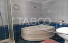 Casa de vanzare cu 2 apartamente separate si teren 544 mp Cisnadioara - 8