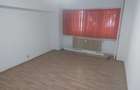 Vand apartament 3 camere , parter , zona Dristor - 2