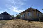 De Vanzare Casa +Teren Intravilan cu 68M FRONT (LOC DE INCA 2 CASE )