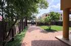 Vila Duplex Premium de Vanzare in Pipera Erou Iancu | 287 mpu | Curte - 12