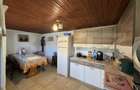 Casa plan parter cu 4 camere, 160 mp si 13000 mp teren, zona - 12