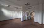 Spatiu comercial 120 mpu cu vitrina 8m si vad pietonal Valea Aurie - 6