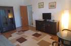 inchiriere 3 camere str Traian colt Labirintului, et 5 7