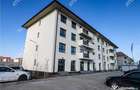 Apartament cu 3 camere balcon loc de parcare zona Doamna St - 9