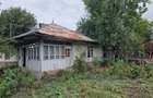 Casa traditionala de renovat + teren 2.532 mp Balesti, Cozmesti - 2