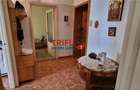 Apartament cu 3 camere de vânzare la etajul 1, zona Cetate