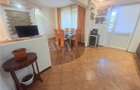 Apartamnet 3 decomandate, etaj 2, cu 2 bai, centrala, zona Ura
