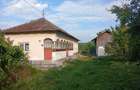 Casă cu 4 camere în Micești - 2