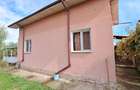 Casă cu 3 camere cu Teren 1600 Mp în Central