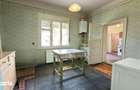Casa 4 camere, Teren 1955 mp Str. Vezendiului Nr. 366 - Loc. Petresti, - 2