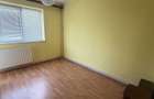 De vânzare apartament 2 camere Decomandat etaj 3/4