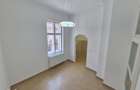 Birou de inchiriat-Piata Sinaia-3 Camere-86MP-Etaj 1-Centrala-700 Euro - 7
