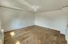 Vand apartament 2 camere decomandat zona Lunei 56mp