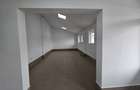 Dau spre inchiriere spatiu comercial in suprafata de 256 mp, situat in centrul localitatii Gradina, judetul Constanta. Tel:0763223064