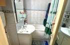 300 Euro-Inchiriere apartament 3 camere Micro 38 - 1