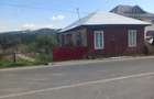 Casa de vanzare 4 camere - 5