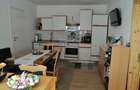 Vind casa cu doua apartamente cu intrare separata.