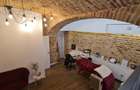 Spatiu langa Primarie pt. prestari servicii, birou, cabinet, salon - renovat - T - 9