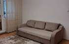 Apartament 2 camere, etaj 2/4, zona Mircea cel Batran