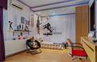 Vilă 8 camere cu piscină solară, garaj dublu și grădină - 15