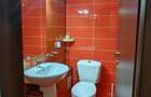 Proprietar, inchiriez 3 camere cu 2 bai - 6
