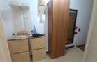 Inchiriez o camera intr-un apartament cu 3 camere - 3