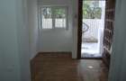 Vânzare Casă 7 camere în Drumul Sarii, intrari separate, curte 338 mp, centrala