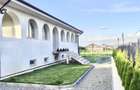 Casă elegantă, design mediteranean, demisol + parter, garaj, 1200 mp teren - 2