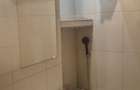 De vanzare 2 camere dec. , et.1 , Marasesti (Catedrala) Suceava