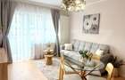 Apartament nou, semidecomandat, 3 camere, parcare subterana, zona Terra - 1
