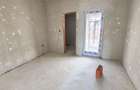Duplex pe plan - canalizare - bucatarie inchisa - 3 bai