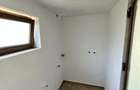 De vanzare demisol (format din garaj, baie ?i birou) realizat din beton monolit ?i 11.5 ari de teren - 1