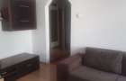 Inchiriez apartament 3 camere sector 4 - 8