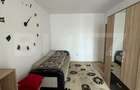 Apartament o camera, 40 mp, decomandat, zona Porii - 7
