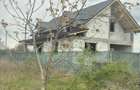 Casă cu Teren 1300 Mp în Șerbănești - 3