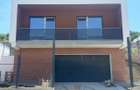 Vand casa 4 camere ,2 bai, garaj, curte in Dezmir