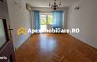 Apartament 4 camere de vanzare Unirii Parcare Privata / Garaj - 3
