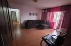 Apartament cu 3 camere semidecomandat în Central - 1